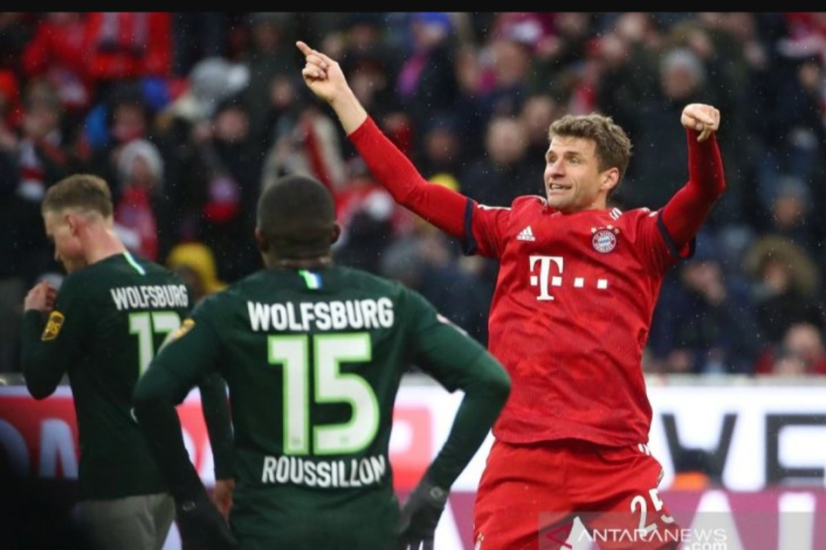 Cukur Wolfsburg 6-0, Muenchen melejit ke puncak