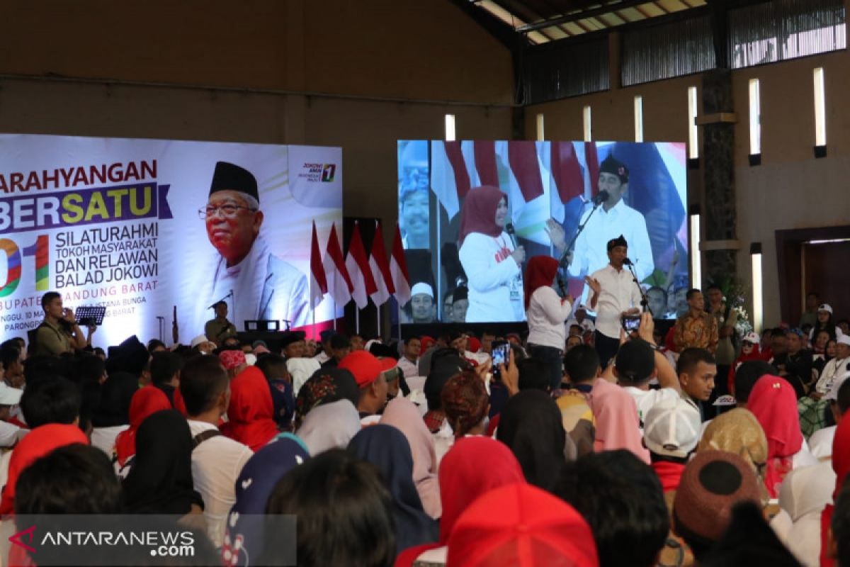 Jokowi katakan jangan takut lawan hoaks