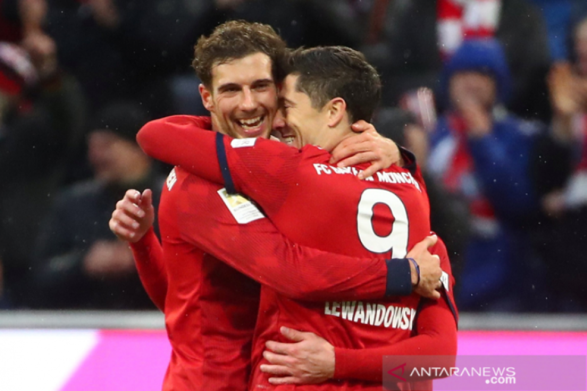 Lewandowski pimpin daftar top skor Liga Jerman