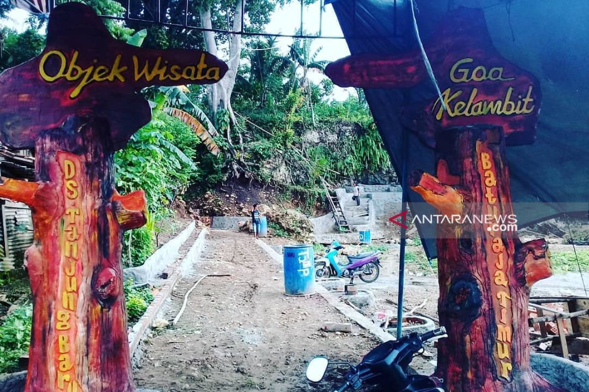 Pemerintah desa fokus menata objek wisata Goa Kelambit