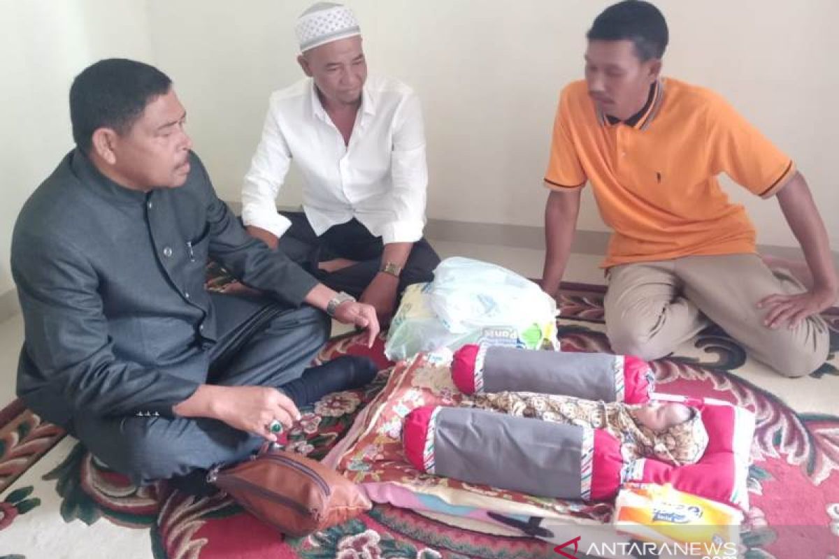 Di Nagan Raya, bayi diduga dibuang orangtuanya