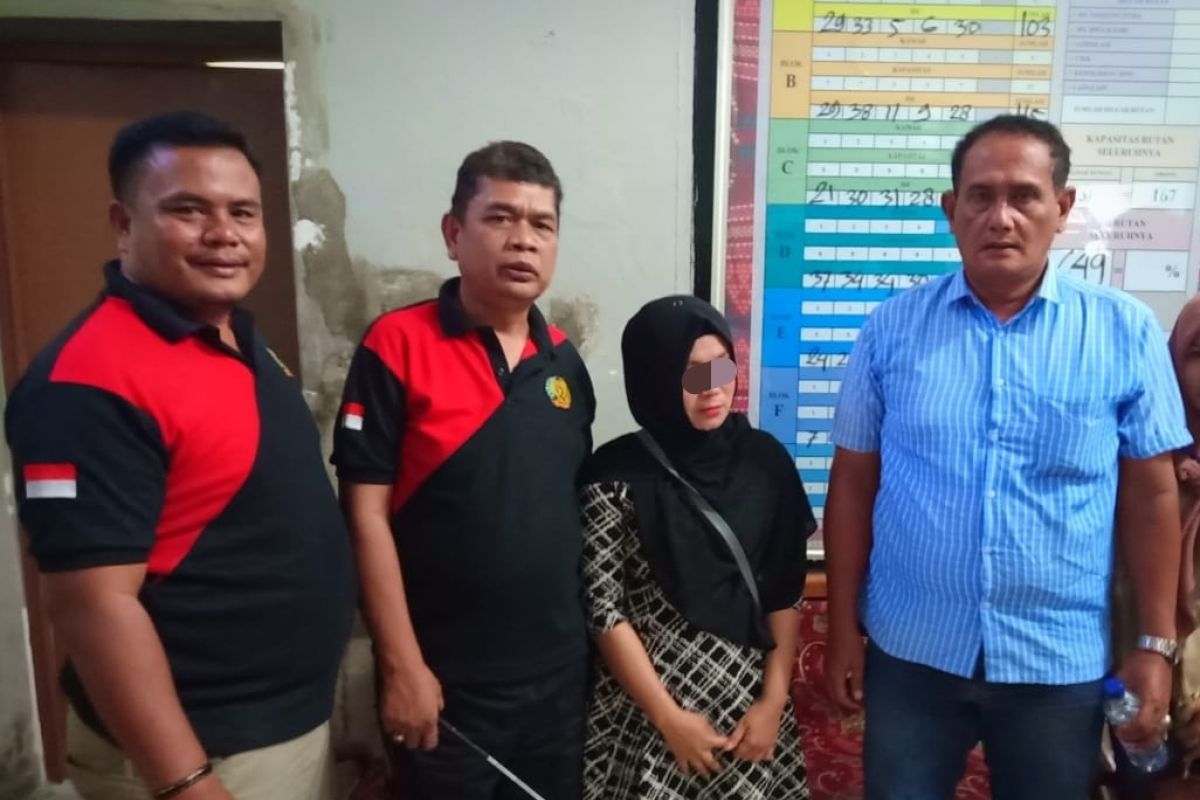 Petugas Rutan Tanjungpura amankan wanita bawa sabu-sabu