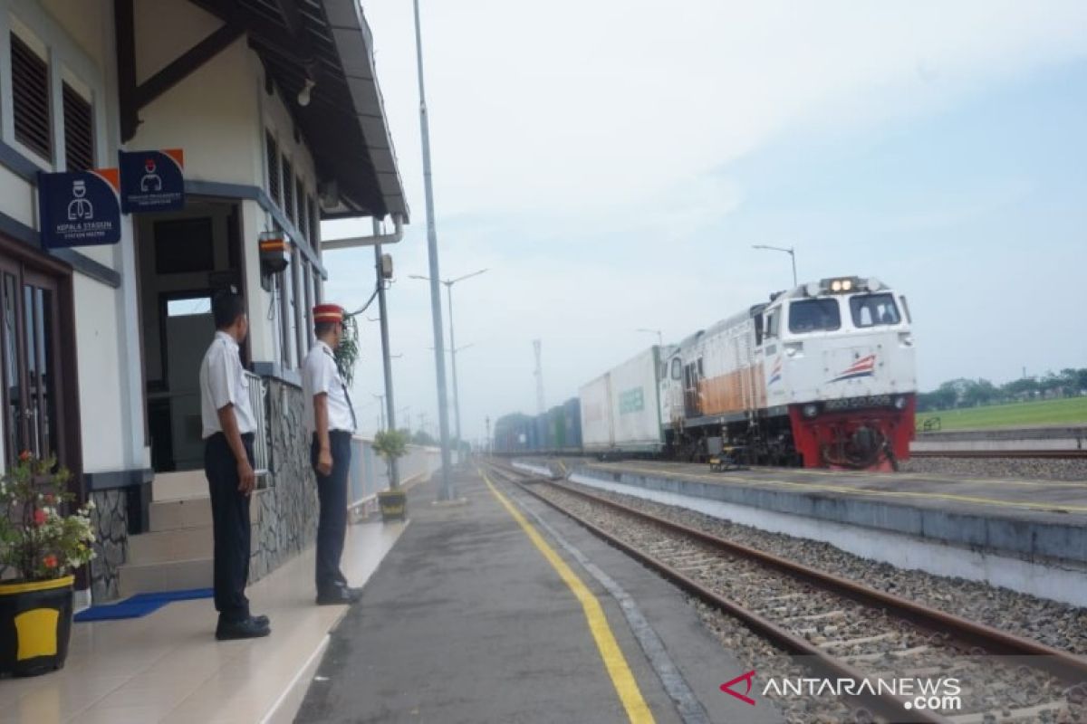 PT KAI siap layani penumpang Stasiun Batang