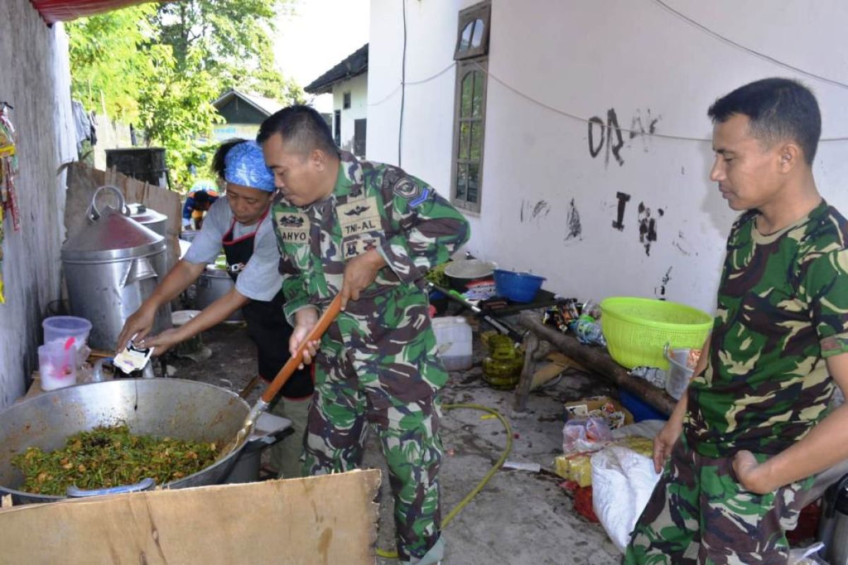 Lantamal V tarik satgas banjir dari Madiun