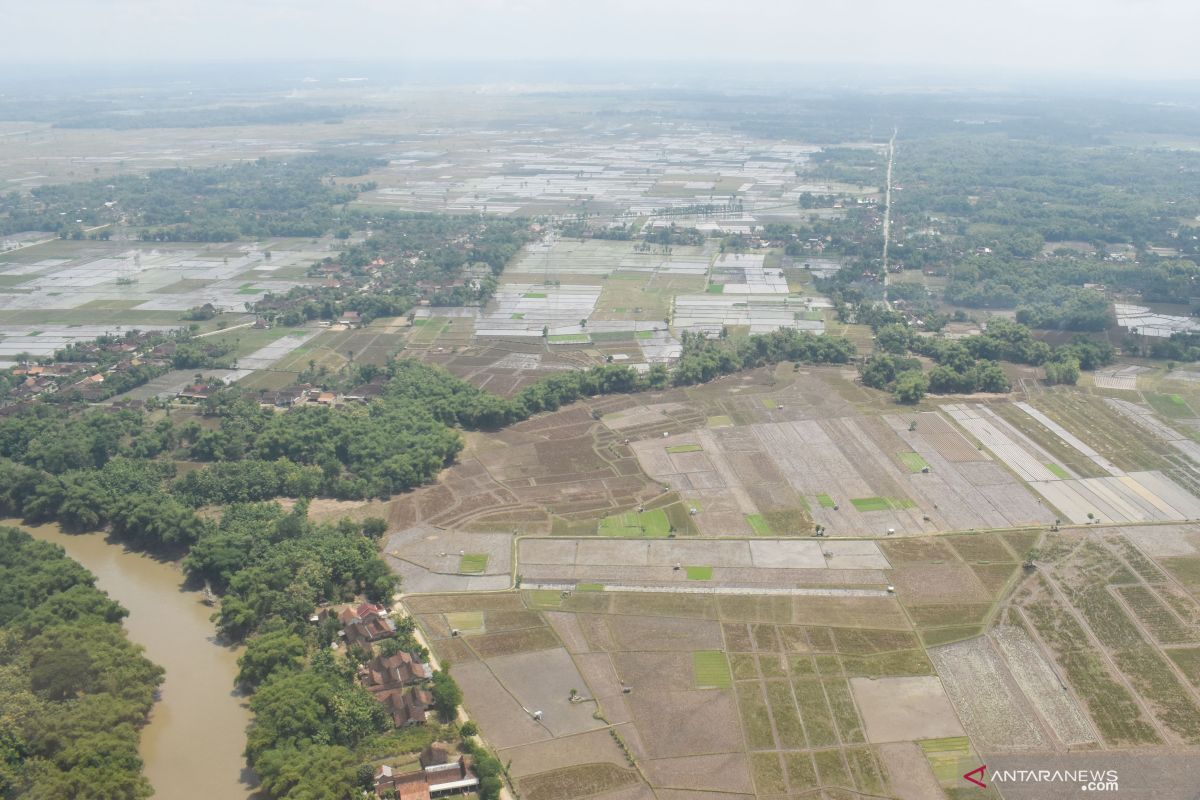 Pemkab Madiun fasilitasi perbaikan saluran irigasi akibat banjir