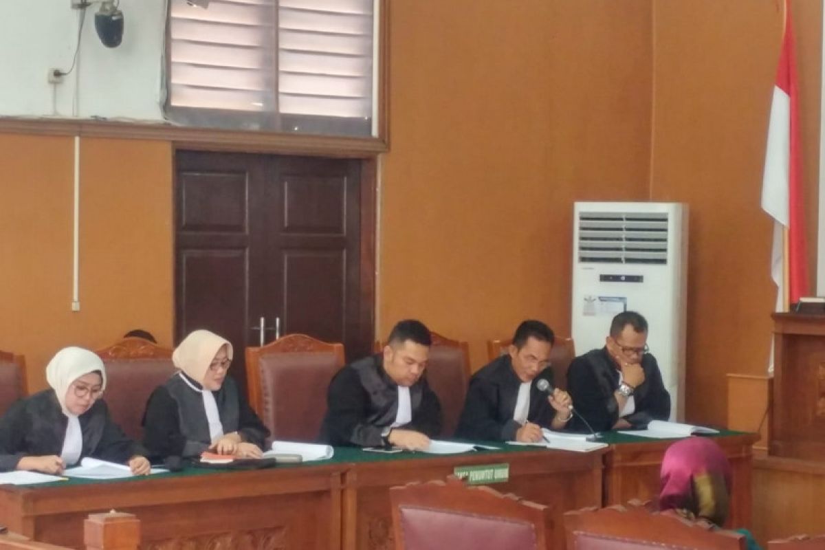 Sidang Ratna Sarumpaet dilanjutkan pekan depan