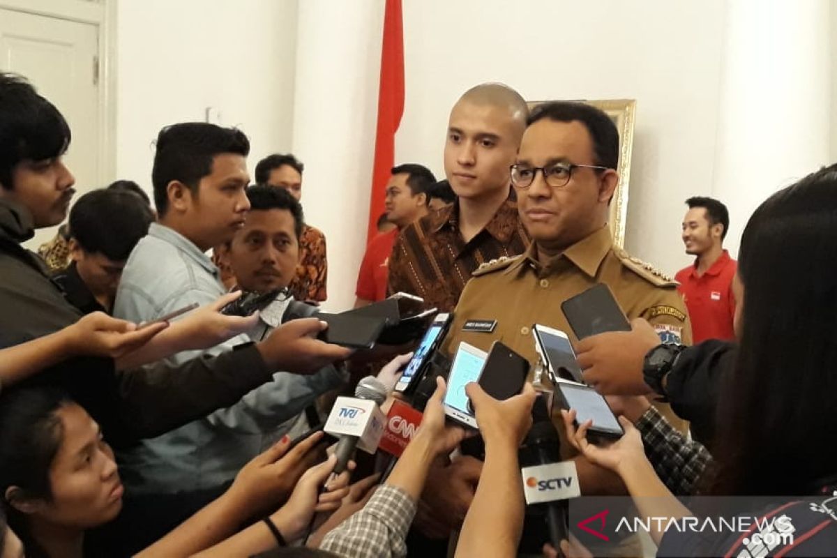 Anies tunggu keputusan DPRD terkait tarif MRT