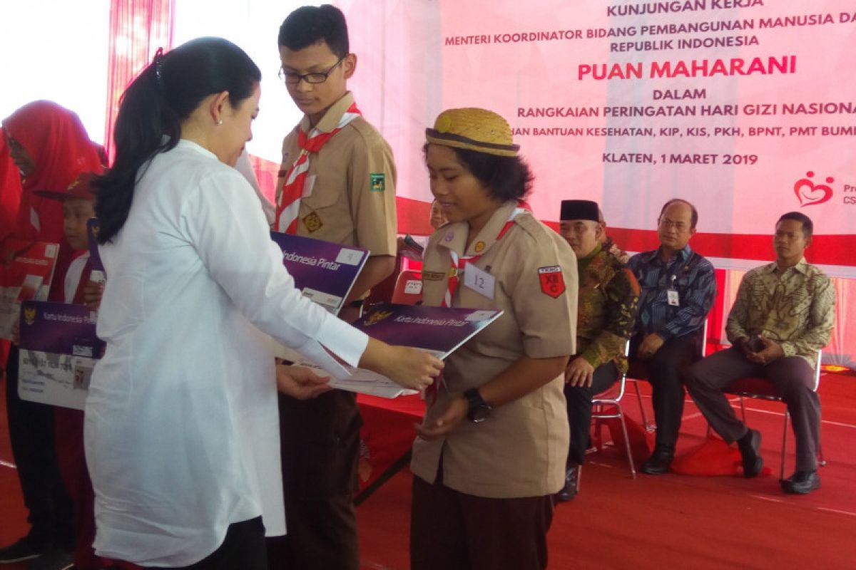 Number of Smart Indonesia Card recipients increases significantly