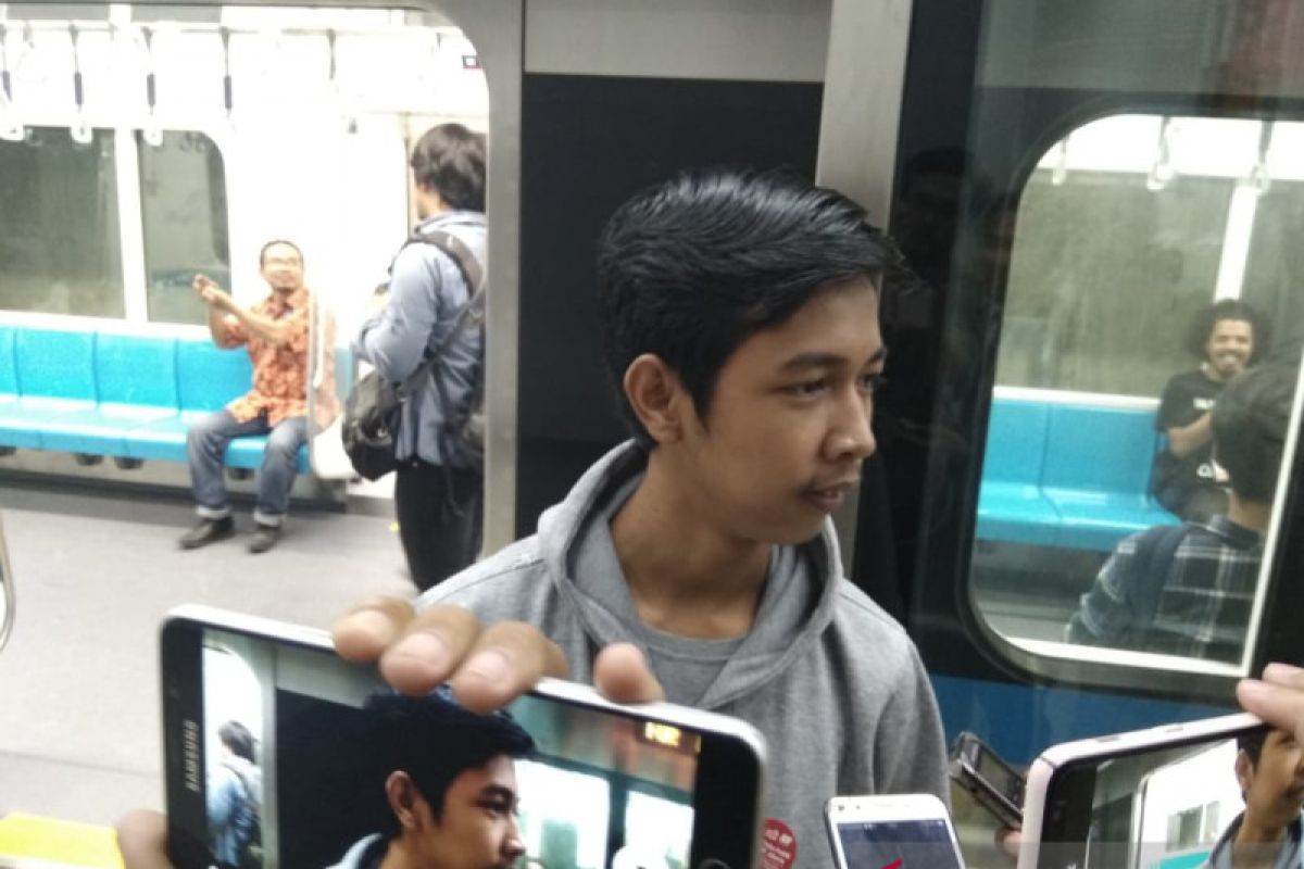 Masyarakat puji MRT Jakarta lebih baik dari negara tetangga