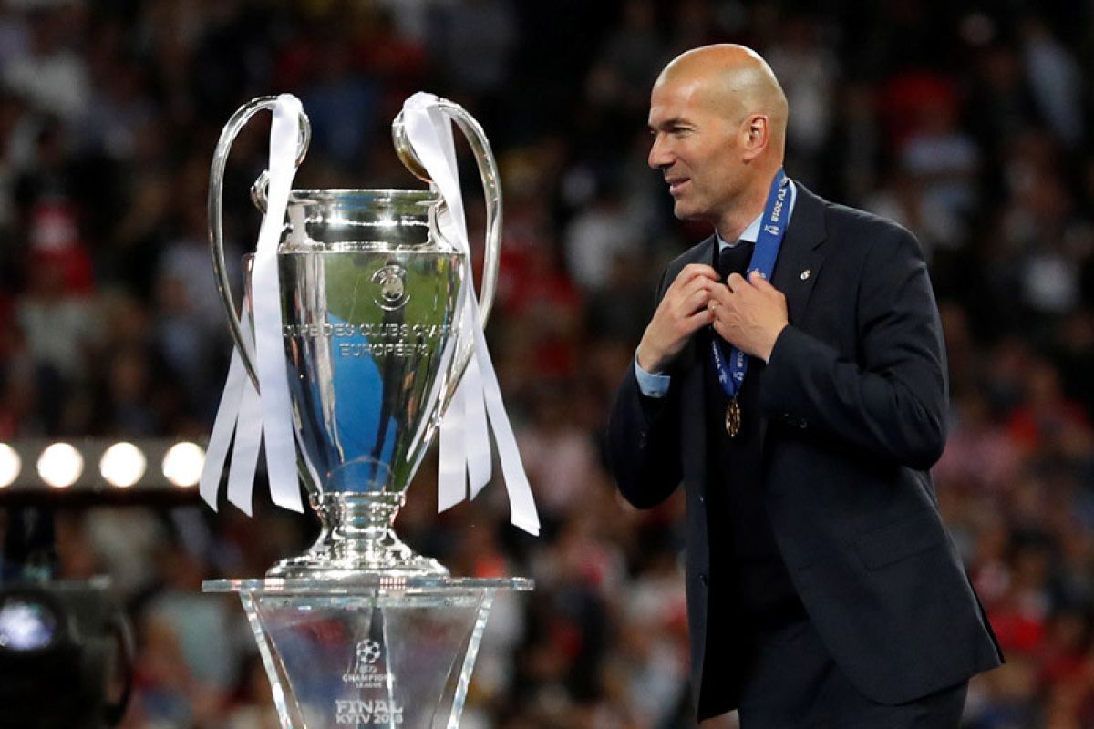 Resmi, Madrid pecat Solari dan tunjuk kembali Zidane