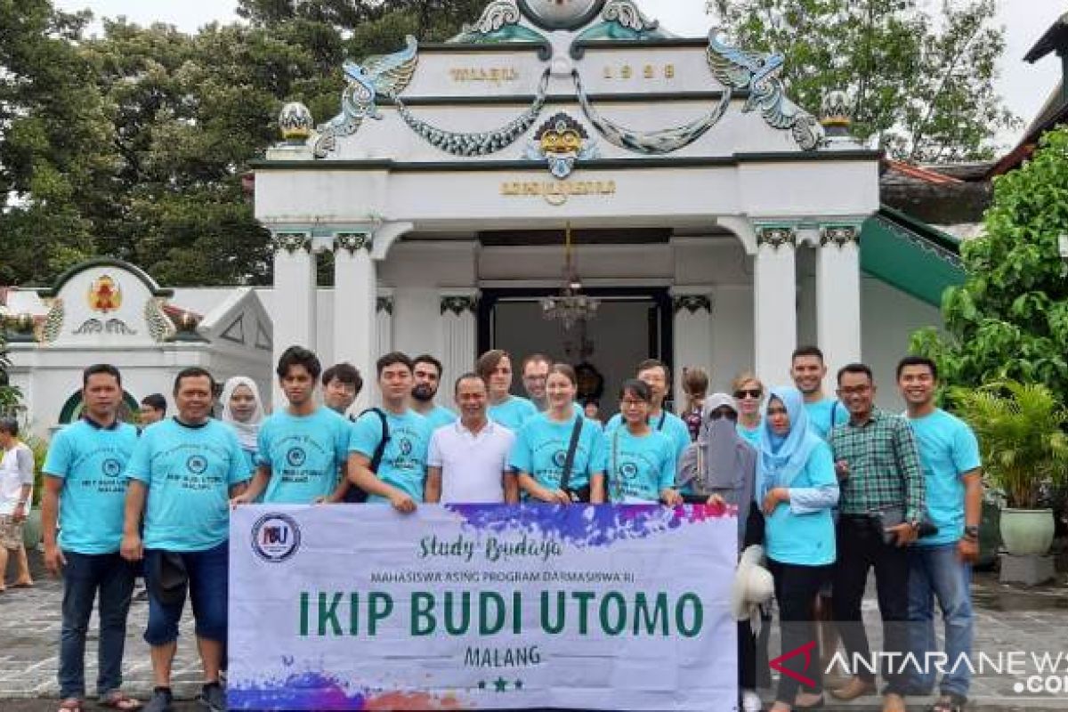 IKIP Budi Utomo Malang ajak mahasiswa asing belajar budaya di Yogyakarta