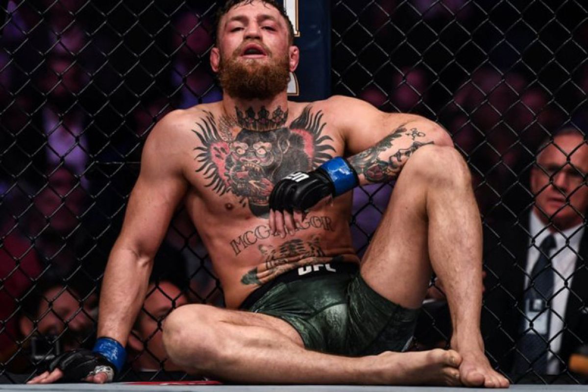 McGregor: Khabib terlalu takut tanding  ulang denganku