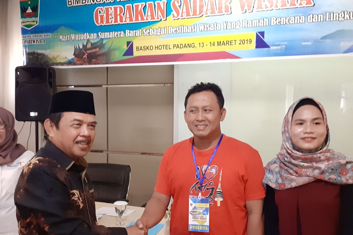 Ingin memajukan pariwisata? Legislator: bentuk perilaku masyarakat sadar wisata