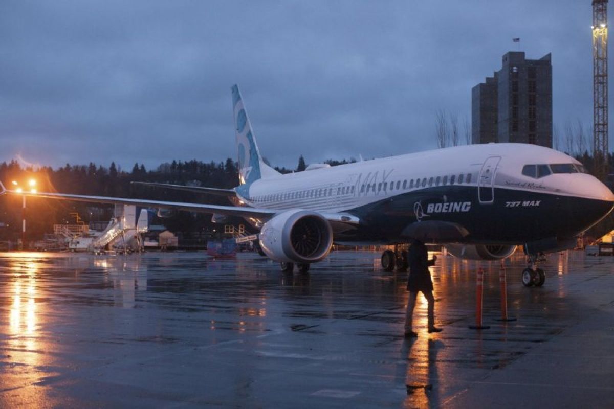 Untuk sementara Boeing tangguhkan produksinya di Puget Sound dampak COVID-19