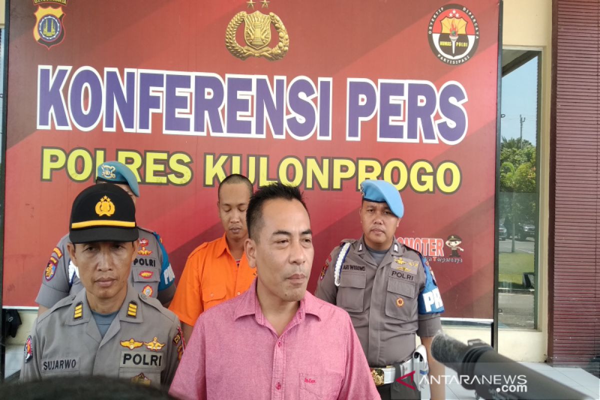 Polres Kulon Progo amankan puluhan botol ciu