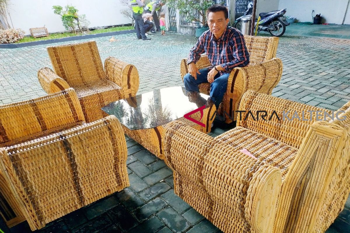 Perajin keluhkan kesulitan bahan baku rotan