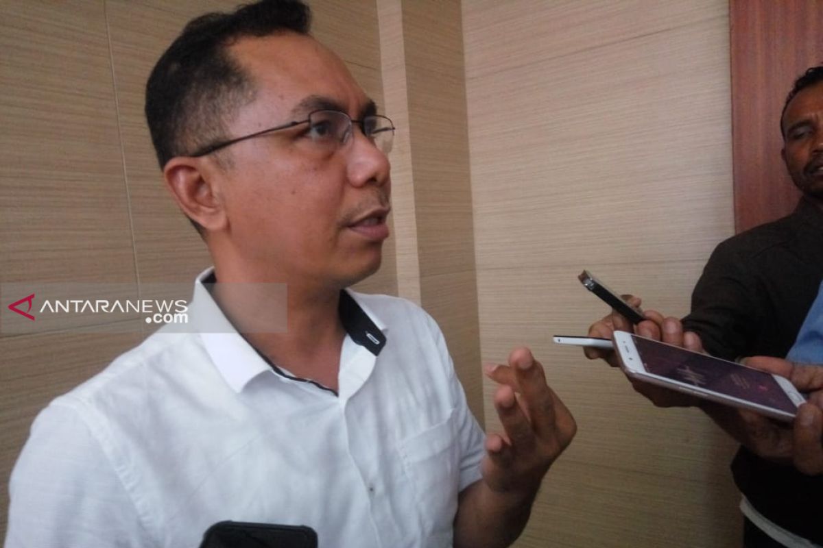 Kapal pengangkut surat suara Sikka dan Flotim tiba Maumere