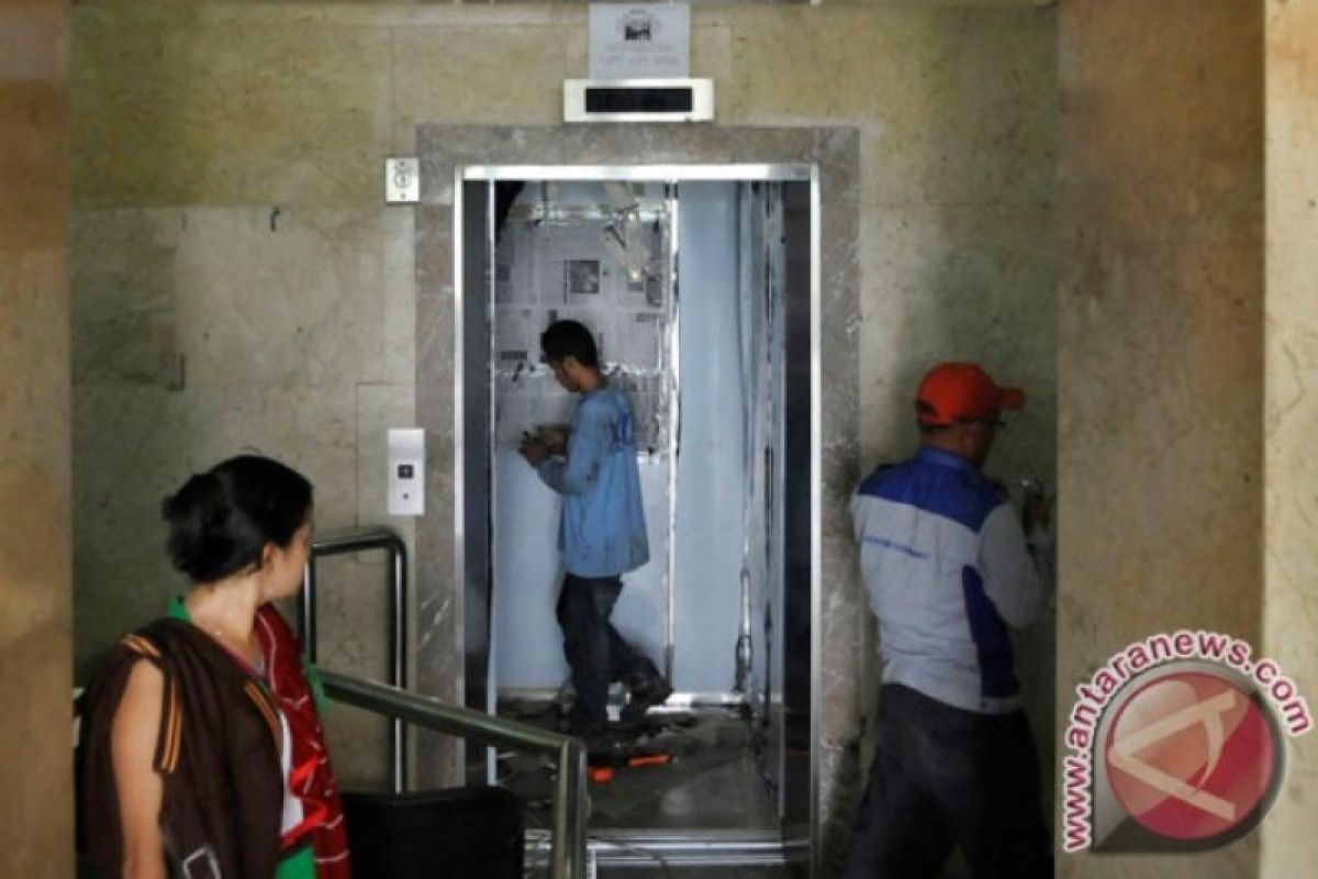 Manajemen hotel kecolongan anjloknya lift sebabkan korban jiwa