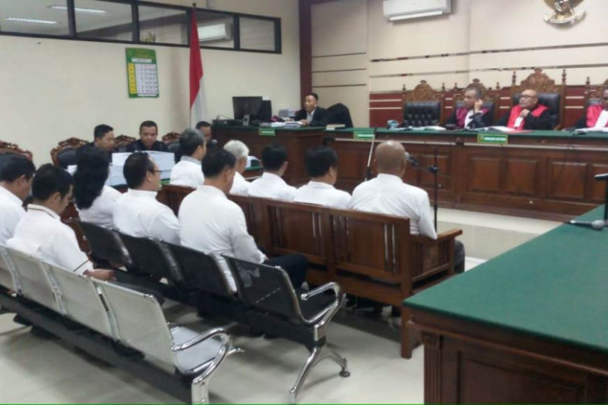 Jaksa KPK tuntut sepuluh mantan anggota DPRD Malang empat sampai enam tahun