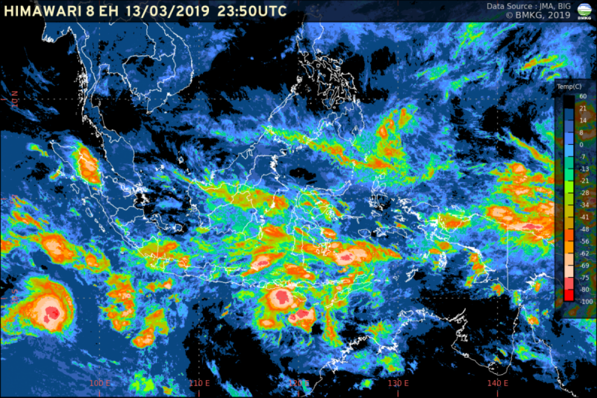Daerah-daerah ini berpontensi hujan lebat disertai angin kencang di Lampung, menurut prediksi BMKG