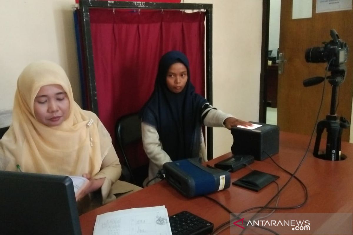 Perekaman KTP-e pemilih pemula di NTB capai 50 persen lebih