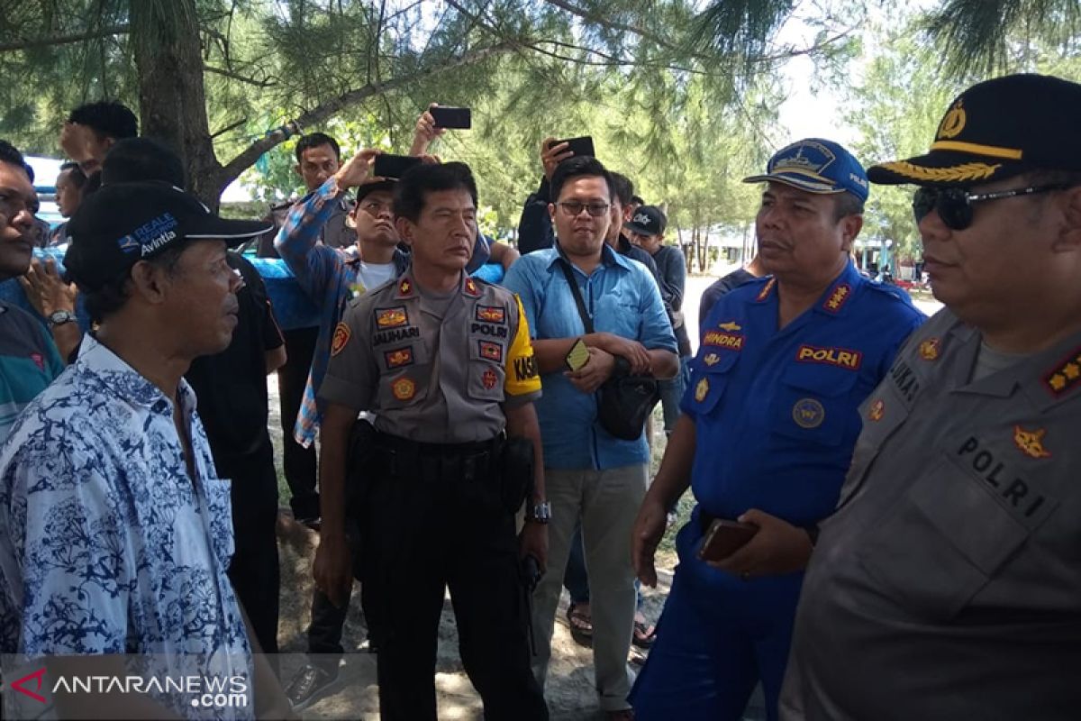 Polisi menahan lima nelayan pengguna pukat harimau