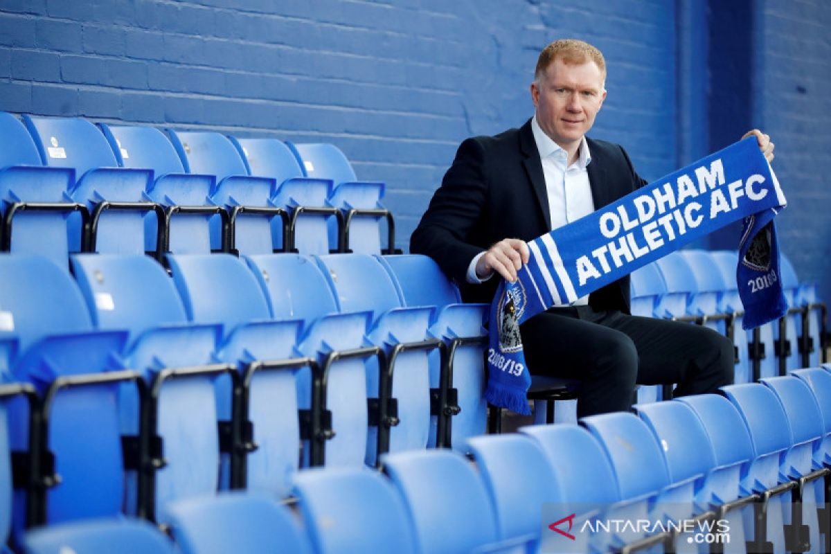 Scholes mundur dari kursi pelatih Oldham yang baru diduduki 31 hari