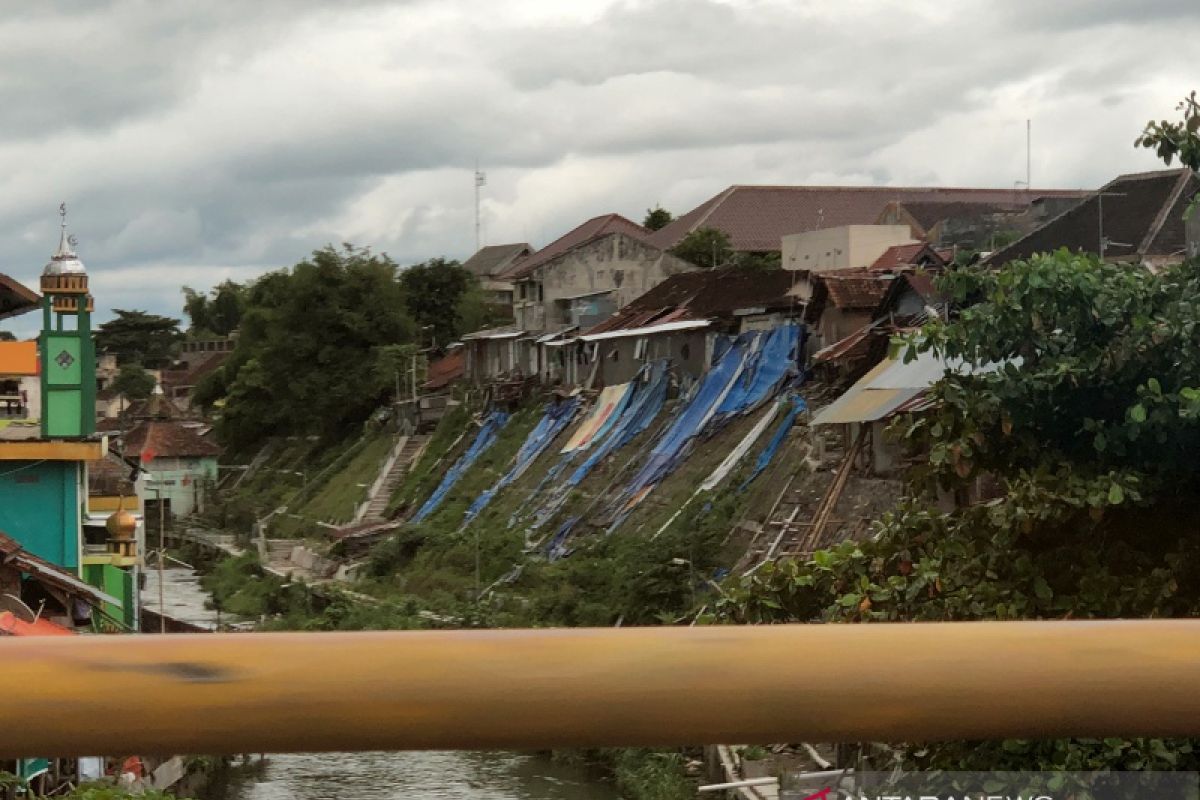 Talut Juminahan Sungai Code-Yogyakarta diperbaiki akhir triwulan dua