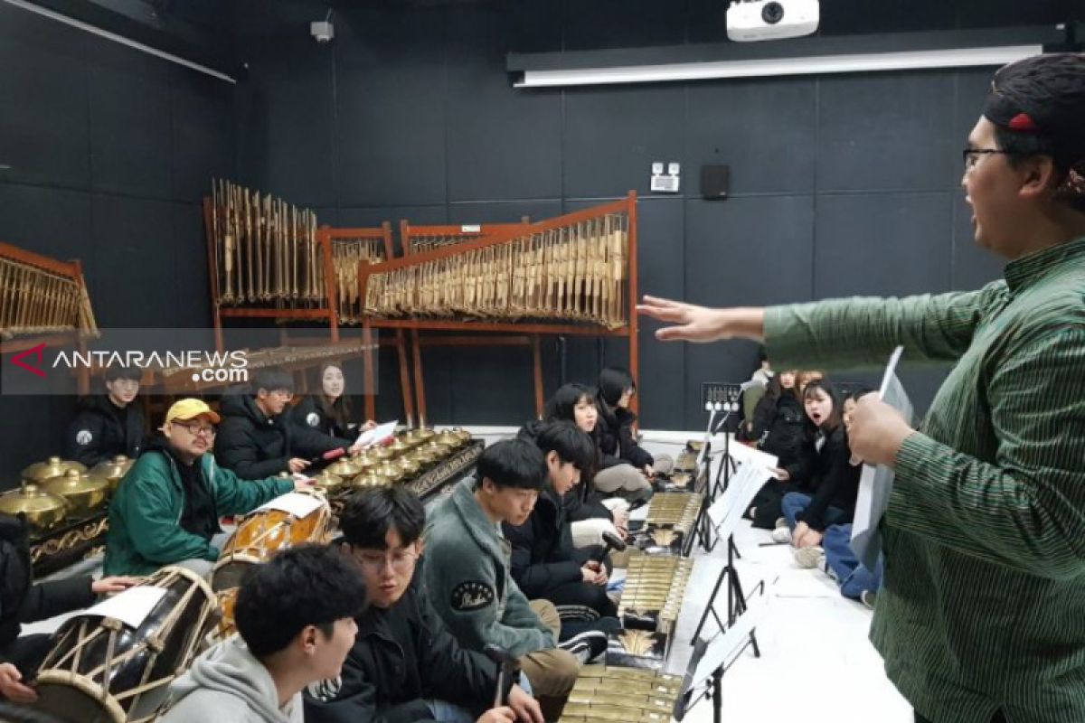 Gamelan kembali diajarkan di Institut Seni Seoul