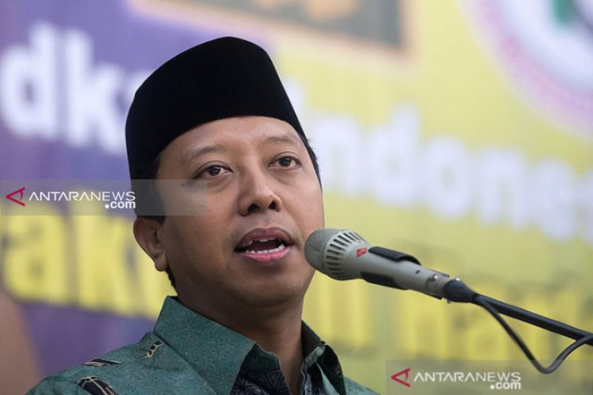 KPK amankan empat orang lain bersama Romahurmuziy