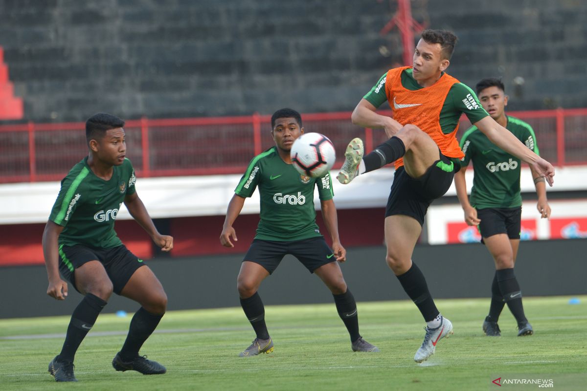 Peri Sandria sampaikan saran untuk 'striker' timnas U-23 Indonesia