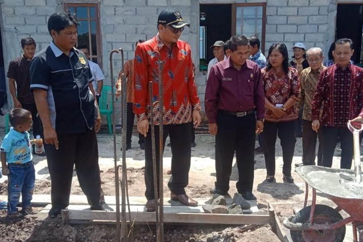 Bantuan pembangunan rumah ibadah bisa diusulkan ke Kepala Desa