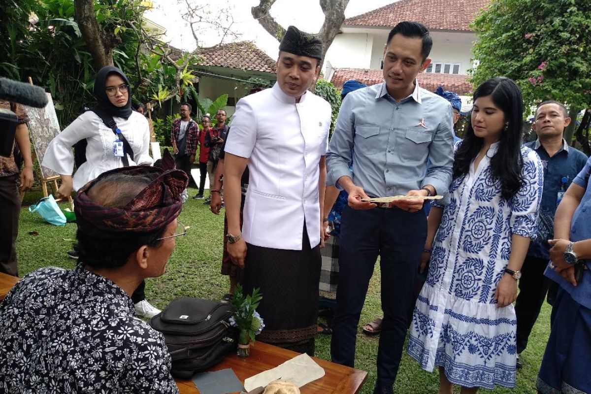 AHY Berdialog dengan Seniman dan Generasi Milenial di Bali (video)