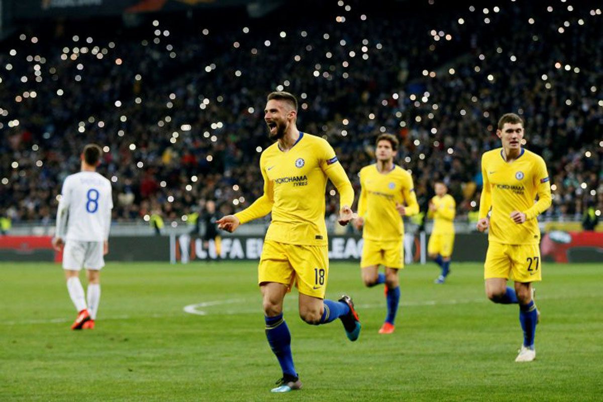 Giroud cetak trigol saat Chelsea unggul 5-0 atas Kiev