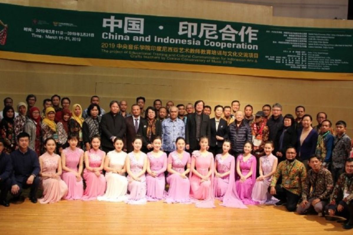 Ratusan guru Indonesia ikut pelatihan di China