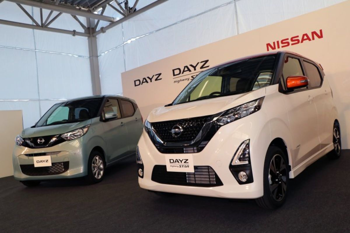 Nissan dan Mitsubishi produksi empat "kei car" semi-otonom