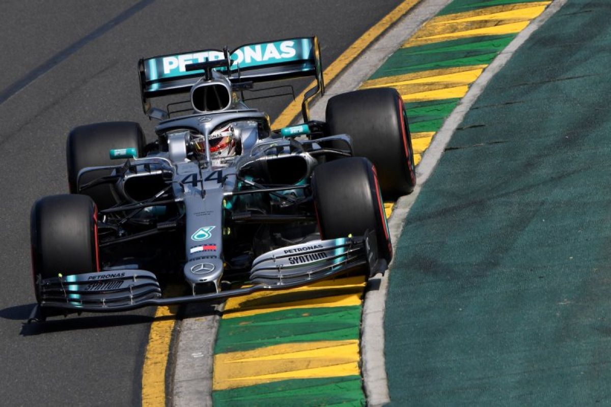 Lewis Hamilton rebut Pole position GP Australia