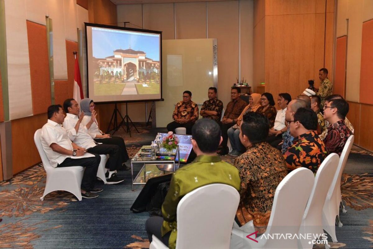 Presiden: Indonesia harus kejar ketertinggalan pembangunan jalan tol