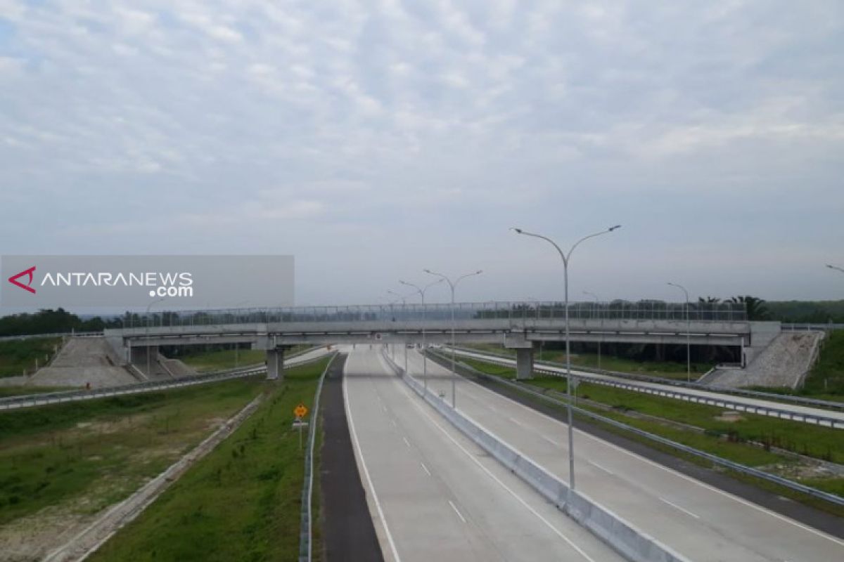 PUPR: empat ruas tol Trans Sumatera rampung 2019