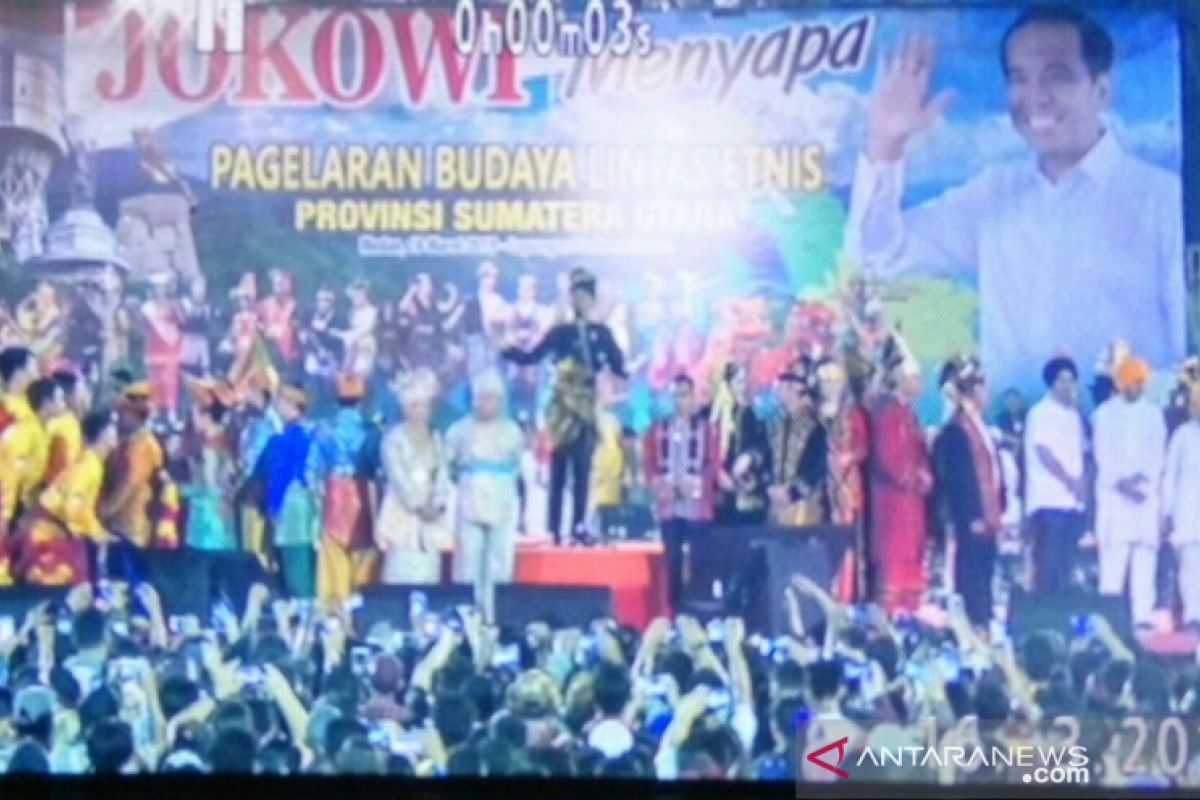 Puluhan Ribu masyarakat sambut "Jokowi Menyapa" masyarakat Sumatera Utara