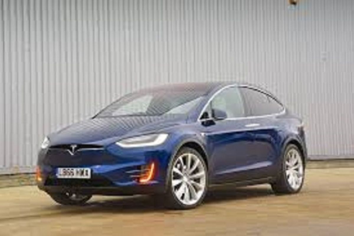 Mobil baru Tesla diproduksi di Shanghai