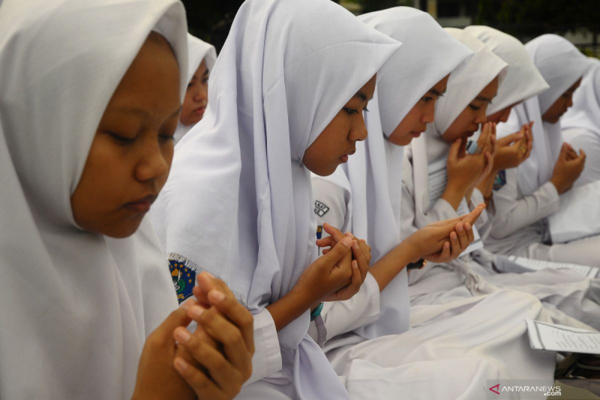 Belasan SMP Mukomuko siap gelar UNBK