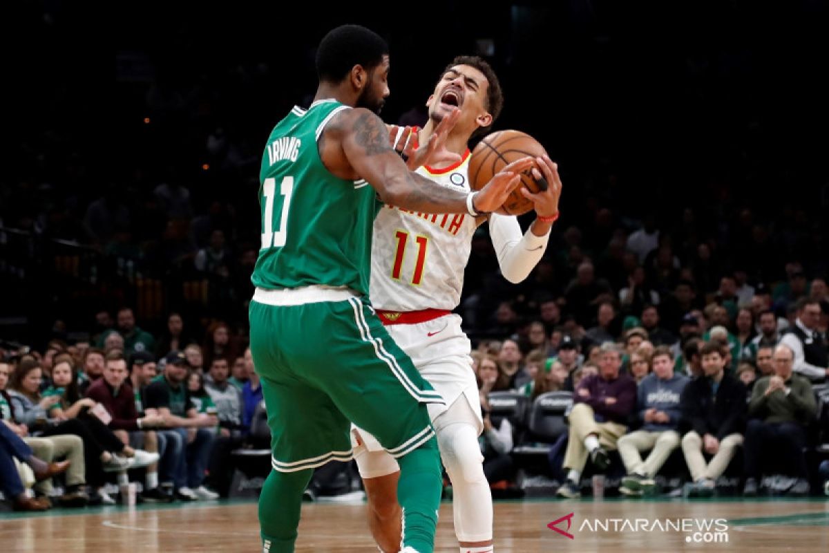 Irving hampir triganda, Celtics tundukkan Hawks 129-120