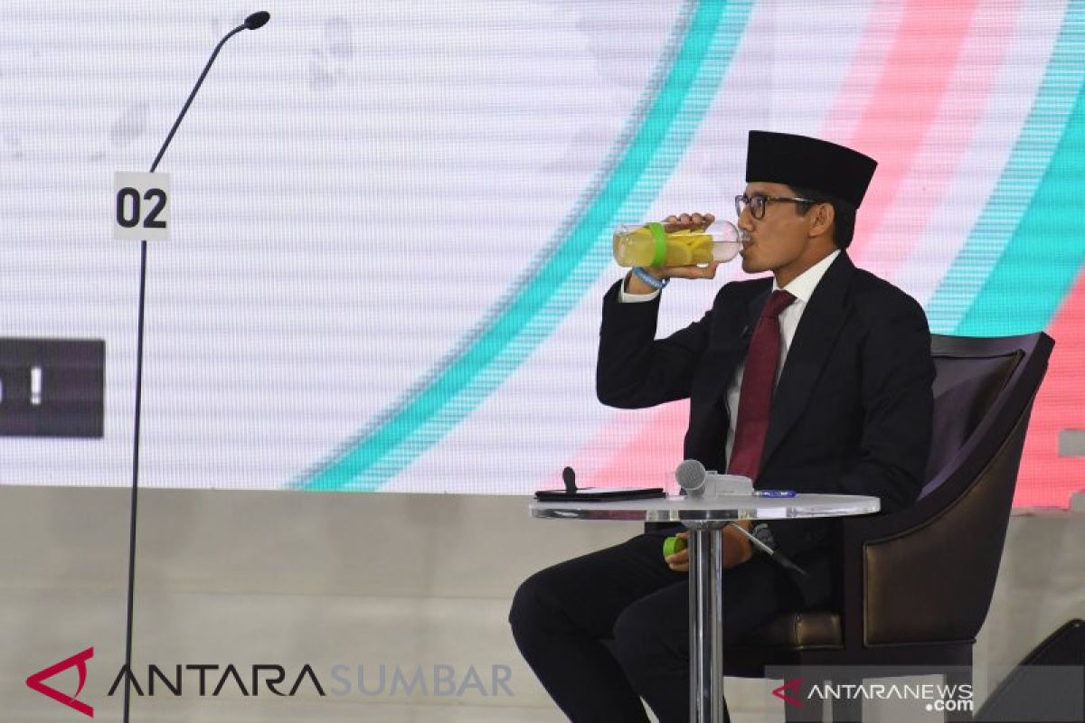 Sandiaga janjikan  jamin kesejahteraaan guru honorer jika terpilih