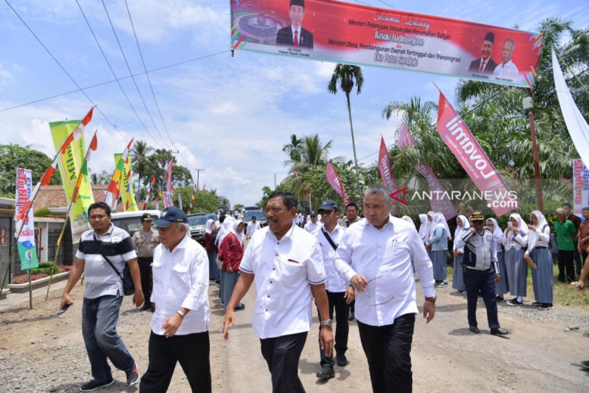 Kemendes dan PUPR bangun jembatan desa di Bengkulu Utara