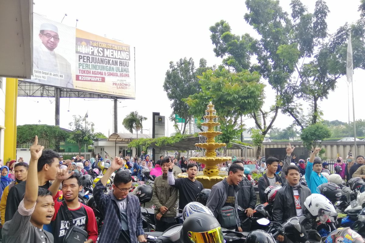 Milenial028 minta PKS serius perjuangkan penghapusan pajak motor