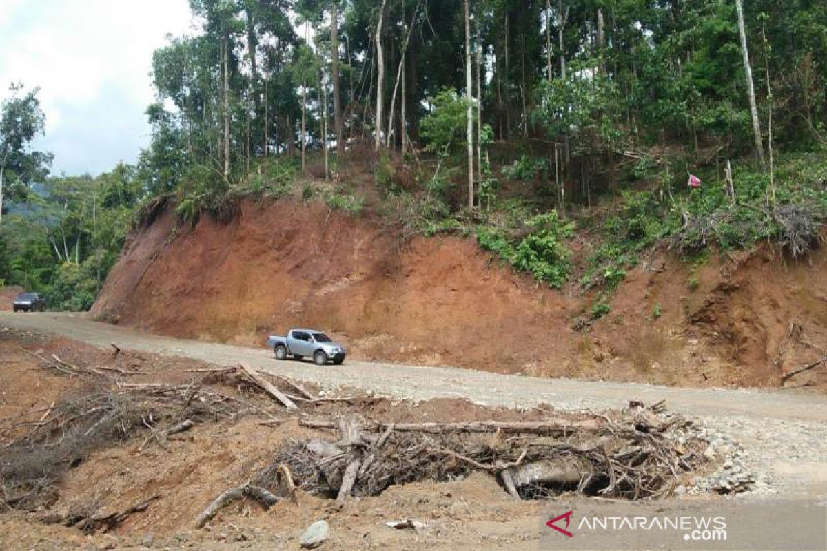 Jalan Jantho-Lamno sudah bisa dilewati