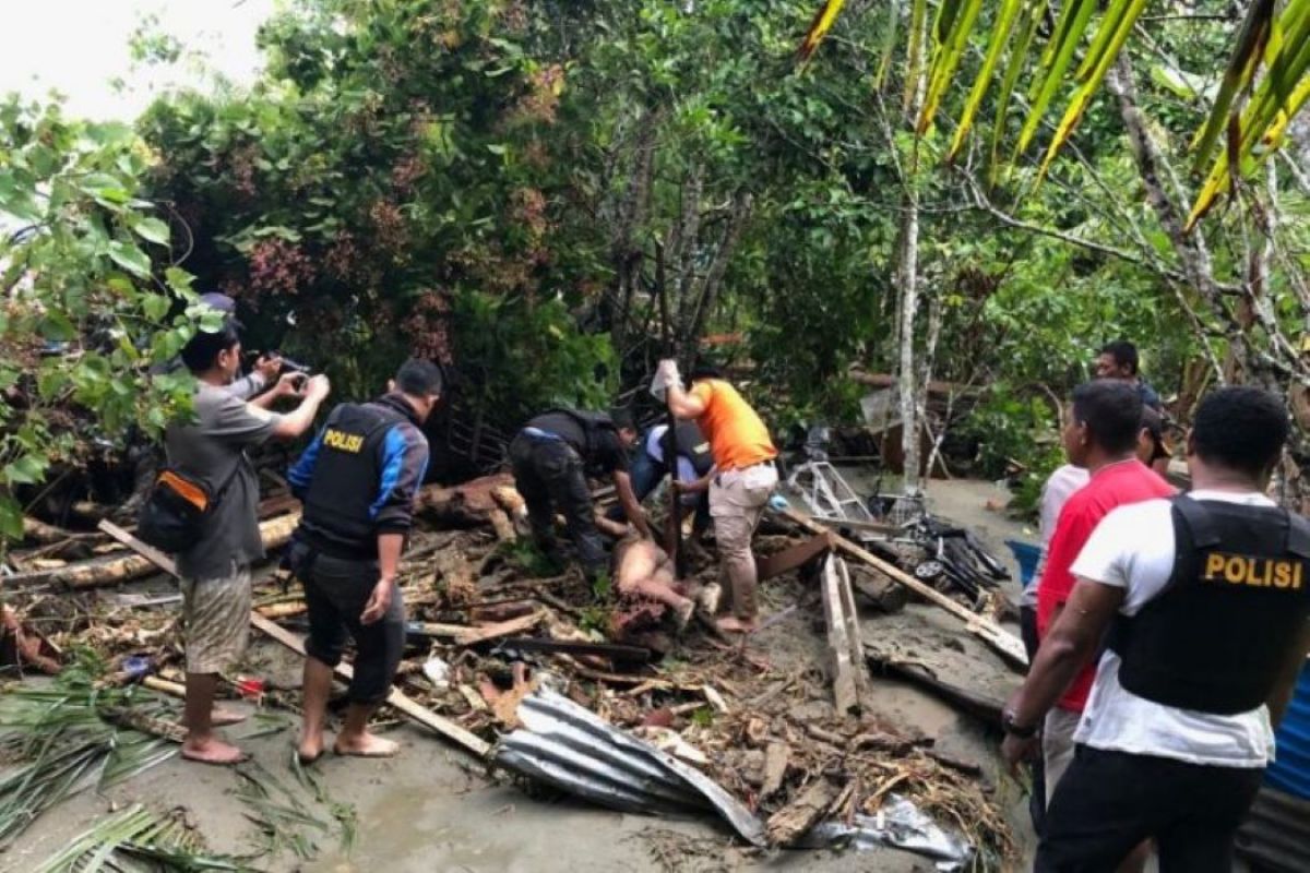 Korban banjir di Kabupaten Jayapura jadi 42 orang meninggal