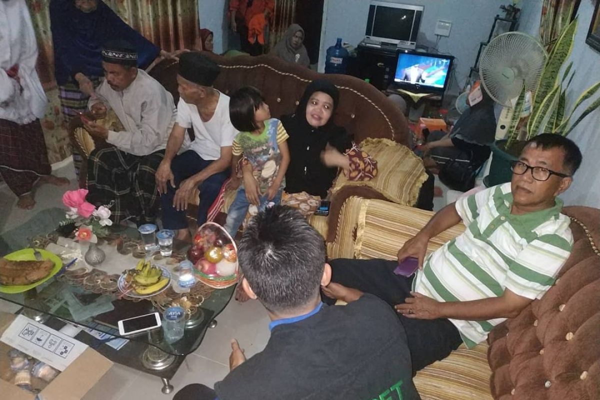 Dompet Dhuafa Singgalang kunjungi keluarga Zulfiman Syah beri dukungan