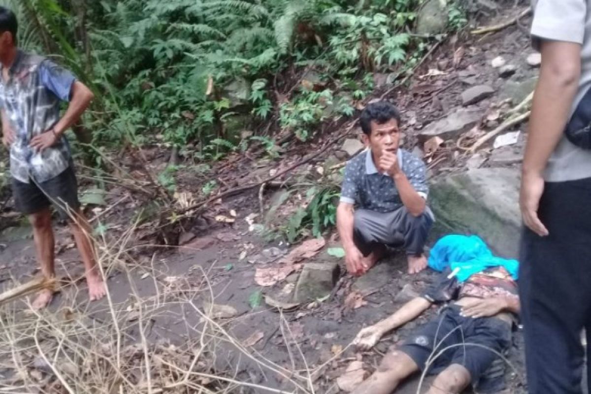 Evakuasi korban meninggal air terjun Tiu Kelep perlu dongkrak batu